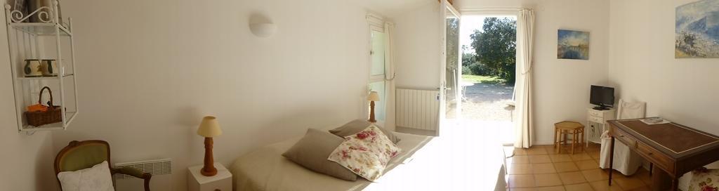 Bed and Breakfast La Tangana Rognes Habitación foto