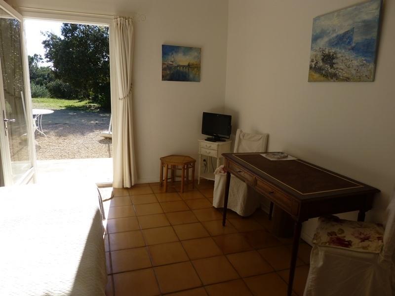 Bed and Breakfast La Tangana Rognes Habitación foto