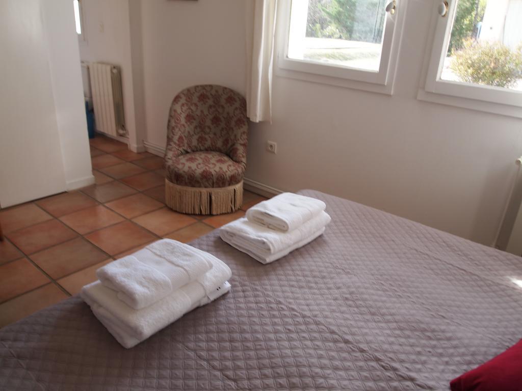 Bed and Breakfast La Tangana Rognes Exterior foto