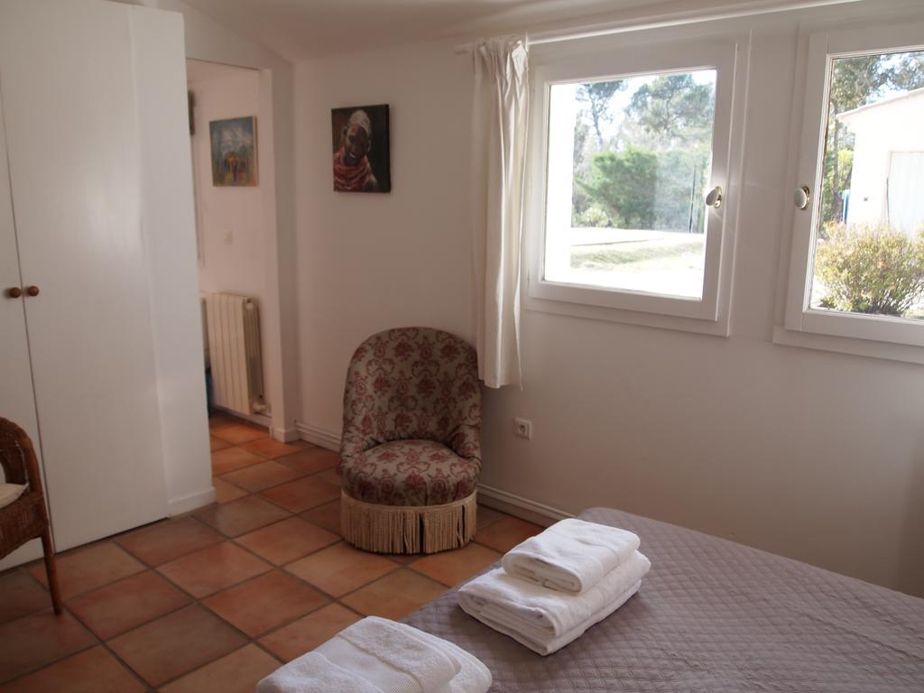 Bed and Breakfast La Tangana Rognes Exterior foto